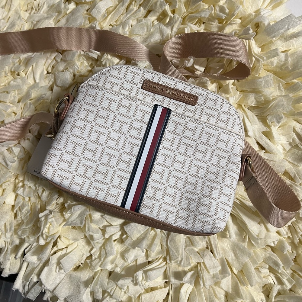 Tommy Hilfiger Cream Crossbody Bag with Stripe Accent